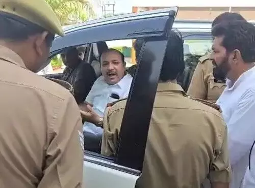 अब अमरोहा के पूर्व सांसद हाउस अरेस्ट- बरेली जाने की कर रहे थे...