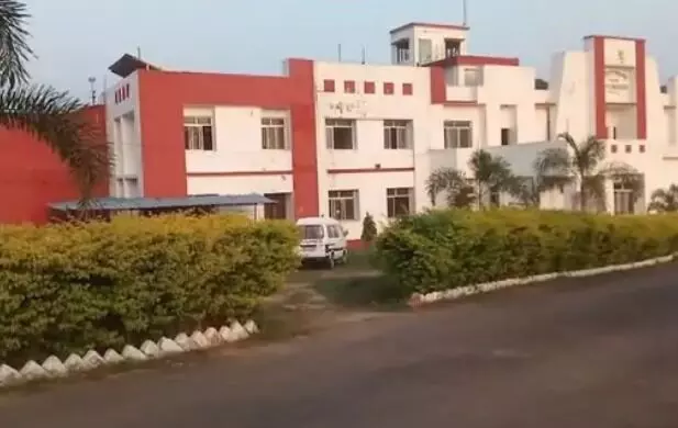 नाश्ते के दौरान गार्ड पर हमला- जेल तोड़कर 6 कैदी हुए फरार