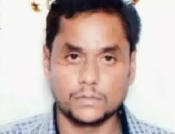 4 दिन से गायब चल रहा युवक घर के बंद पड़े बाथरूम में मरा मिला