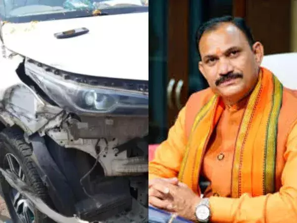 जन्मदिन के मौके पर मंत्री जायसवाल का वाहन चिरमिरी में दुर्घटनाग्रस्त