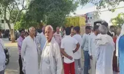 नेशनल हाईवे के फ्लाईओवर के नीचे भाजपा नेता के भतीजे को गोली से भूना नेशनल हाईवे के फ्लाईओवर के नीचे भाजपा नेता के भतीजे को गोली से भूना