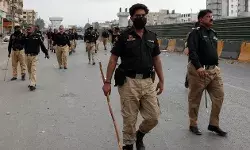 हथियारों की नोंक पर PTI नेता का अपहरण- गाड़ी से खींचकर कार में डाला