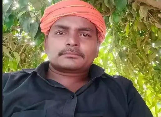 दुकान पर जा रहे मिस्त्री की जिंदगी पर मौत का झपट्टा- लोडर की टक्कर....