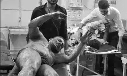 मस्जिद के पास स्कूटियों में ब्लास्ट-दुकानों की दीवारें चटकी- मची भगदड़ मस्जिद के पास स्कूटियों में ब्लास्ट-दुकानों की दीवारें चटकी- मची भगदड़