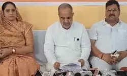 BJP अध्यक्ष ने अपनी कहीं- सवालों के जवाब की बारी आई तो... BJP अध्यक्ष ने अपनी कहीं- सवालों के जवाब की बारी आई तो...