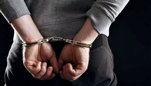 पीड़िता के साथ दुष्कर्म का प्रयास करने वाला वांछित चढ़ा पुलिस के हत्थे पीड़िता के साथ दुष्कर्म का प्रयास करने वाला वांछित चढ़ा पुलिस के हत्थे