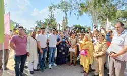 सैकड़ों मोबाइल बरामद-कप्तान के प्रयास से मालिकों के मुखड़ों पर मुस्कान सैकड़ों मोबाइल बरामद-कप्तान के प्रयास से मालिकों के मुखड़ों पर मुस्कान