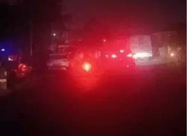 मेट्रो ट्रैक बना रही कंपनी के गोदाम में भयंकर आग- 10 करोड़ के नुकसान.. मेट्रो ट्रैक बना रही कंपनी के गोदाम में भयंकर आग- 10 करोड़ के नुकसान..