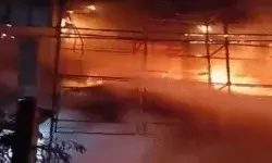 होटल प्लूटो में भयंकर आग- जनरल स्टोर से लगी आग से हुई शुरुआत