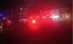 मेट्रो ट्रैक बना रही कंपनी के गोदाम में भयंकर आग- 10 करोड़ के नुकसान.. मेट्रो ट्रैक बना रही कंपनी के गोदाम में भयंकर आग- 10 करोड़ के नुकसान..