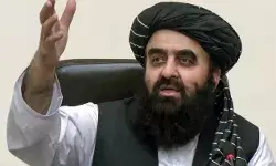 अफगानी मंत्री के अब एक और प्रेस कॉन्फ्रेंस- महिला पत्रकारों को खास.. अफगानी मंत्री के अब एक और प्रेस कॉन्फ्रेंस- महिला पत्रकारों को खास..