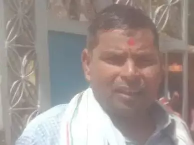 ट्रैक्टर से जुताई करते गिरे किसान की रोटावेटर में फंसकर दर्दनाक मौत ट्रैक्टर से जुताई करते गिरे किसान की रोटावेटर में फंसकर दर्दनाक मौत