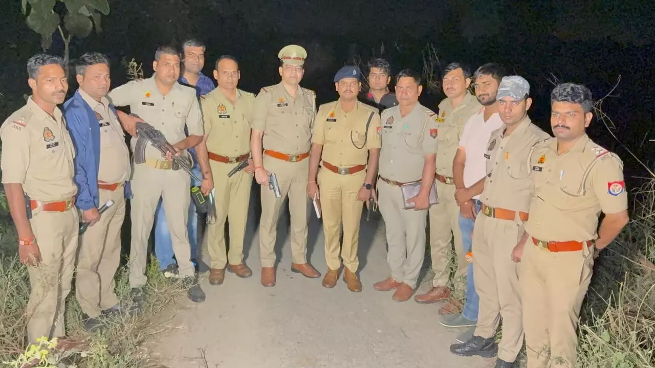 12 घंटे में पुलिस ने किया लूटकांड का खुलासा, दो बदमाश गिरफ्तार 12 घंटे में पुलिस ने किया लूटकांड का खुलासा, दो बदमाश गिरफ्तार