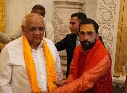 मंत्रिमंडल में फेरबदल- कल होगी शपथ ग्रहण- सीएम आवास में मीटिंग मंत्रिमंडल में फेरबदल- कल होगी शपथ ग्रहण- सीएम आवास में मीटिंग
