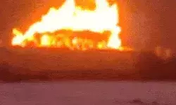 मकान में लगी आग में लाखों की संपत्ति जलकर खाक- ग्रामीणों के सामूहिक.. मकान में लगी आग में लाखों की संपत्ति जलकर खाक- ग्रामीणों के सामूहिक..