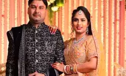 सिर मुंडाते पड़े ओले- सपा नेता की सगाई में फैला रायता- पार्टी ने पद... सिर मुंडाते पड़े ओले- सपा नेता की सगाई में फैला रायता- पार्टी ने पद...