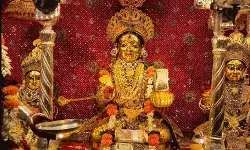 मां अन्नपूर्णा के दर्शन को लगी श्रद्धालुओं की कतार- 2 किलोमीटर लंबी.. मां अन्नपूर्णा के दर्शन को लगी श्रद्धालुओं की कतार- 2 किलोमीटर लंबी..