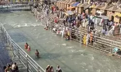 हर की पैड़ी पर हुआ गंगा का आगमन- स्नान के लिए श्रद्धालुओं को.. हर की पैड़ी पर हुआ गंगा का आगमन- स्नान के लिए श्रद्धालुओं को..