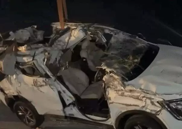 ओवरटेक के चक्कर में कारोबारी की दोस्त के साथ गई जान- 3 महीने पहले ही.. ओवरटेक के चक्कर में कारोबारी की दोस्त के साथ गई जान- 3 महीने पहले ही..
