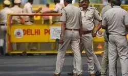 मर्डर करके भागे डांसर को एनकाउंटर में लगी गोली- इंस्पेक्टर भी हुए..