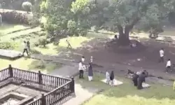 शनिवारवाडा में महिलाओं ने अदा की नमाज- भाजपा नेताओं ने गोमूत्र छिड़का शनिवारवाडा में महिलाओं ने अदा की नमाज- भाजपा नेताओं ने गोमूत्र छिड़का