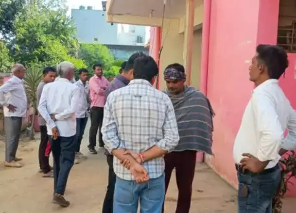 हाईवे पर कार की टक्कर से बाइक सवार की मौत- वापस लौटते समय.... हाईवे पर कार की टक्कर से बाइक सवार की मौत- वापस लौटते समय....