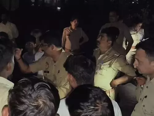 युवक की हत्या से क्षेत्र में फैली सनसनी- पीठ पर मारी गोली युवक की हत्या से क्षेत्र में फैली सनसनी- पीठ पर मारी गोली