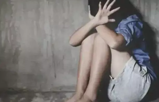 आर्मी ऑफिसर बनकर दोस्ती- डिलीवरी ब्वाय ने महिला से किया रेप आर्मी ऑफिसर बनकर दोस्ती- डिलीवरी ब्वाय ने महिला से किया रेप