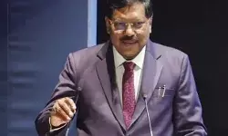 CJI ने आगे बढ़ाया अपने उत्तराधिकारी का नाम- जल्द जारी.. CJI ने आगे बढ़ाया अपने उत्तराधिकारी का नाम- जल्द जारी..