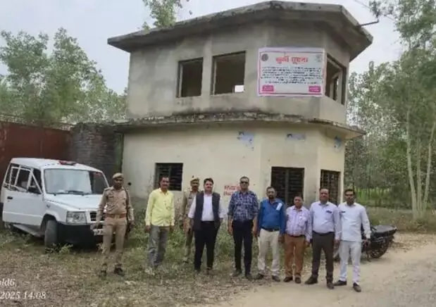 बकाया नहीं देने वाले पूर्व बसपा MLA पर एक्शन-शाहनवाज की फैक्ट्री कुर्क