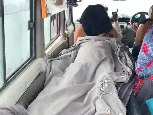 खेत में काम करते किसान पर सांड का अटैक- इलाज के दौरान तोड़ा दम खेत में काम करते किसान पर सांड का अटैक- इलाज के दौरान तोड़ा दम