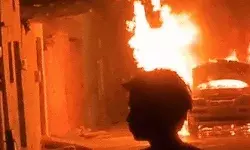 गैस रिफलिंग करते समय कार बनी आग का गोला- गंभीर रूप से एक झुलसा