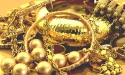 महिलाओं के 3 से अधिक गहने पहनने पर प्रतिबंध-उल्लंघन पर 50 हजार का दंड महिलाओं के 3 से अधिक गहने पहनने पर प्रतिबंध-उल्लंघन पर 50 हजार का दंड