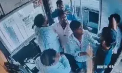 फ्री में जाने से रोका तो BJP नेता के बेटे ने टोलकर्मी को ठोका-जानता .. फ्री में जाने से रोका तो BJP नेता के बेटे ने टोलकर्मी को ठोका-जानता ..