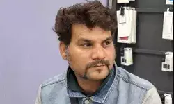 दारू की दुकान के बाहर घमासान- कैंची से गोदकर युवक का मर्डर