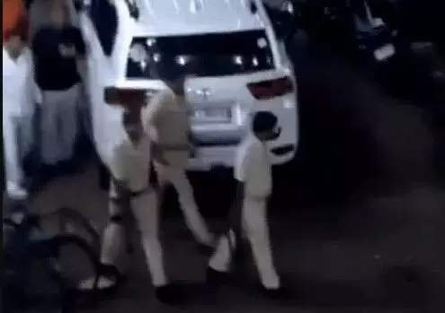 RJD नेता हत्याकांड बाहुबली गिरफ्तार- आधी रात घर से उठाया अनंत RJD नेता हत्याकांड बाहुबली गिरफ्तार- आधी रात घर से उठाया अनंत