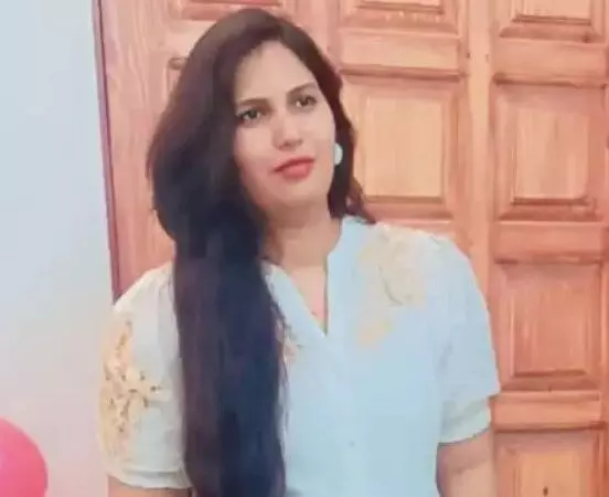 मॉर्निंग वॉक पर निकली आई आईटियन ने बैराज पुल से गंगा में लगाई छलांग मॉर्निंग वॉक पर निकली आई आईटियन ने बैराज पुल से गंगा में लगाई छलांग