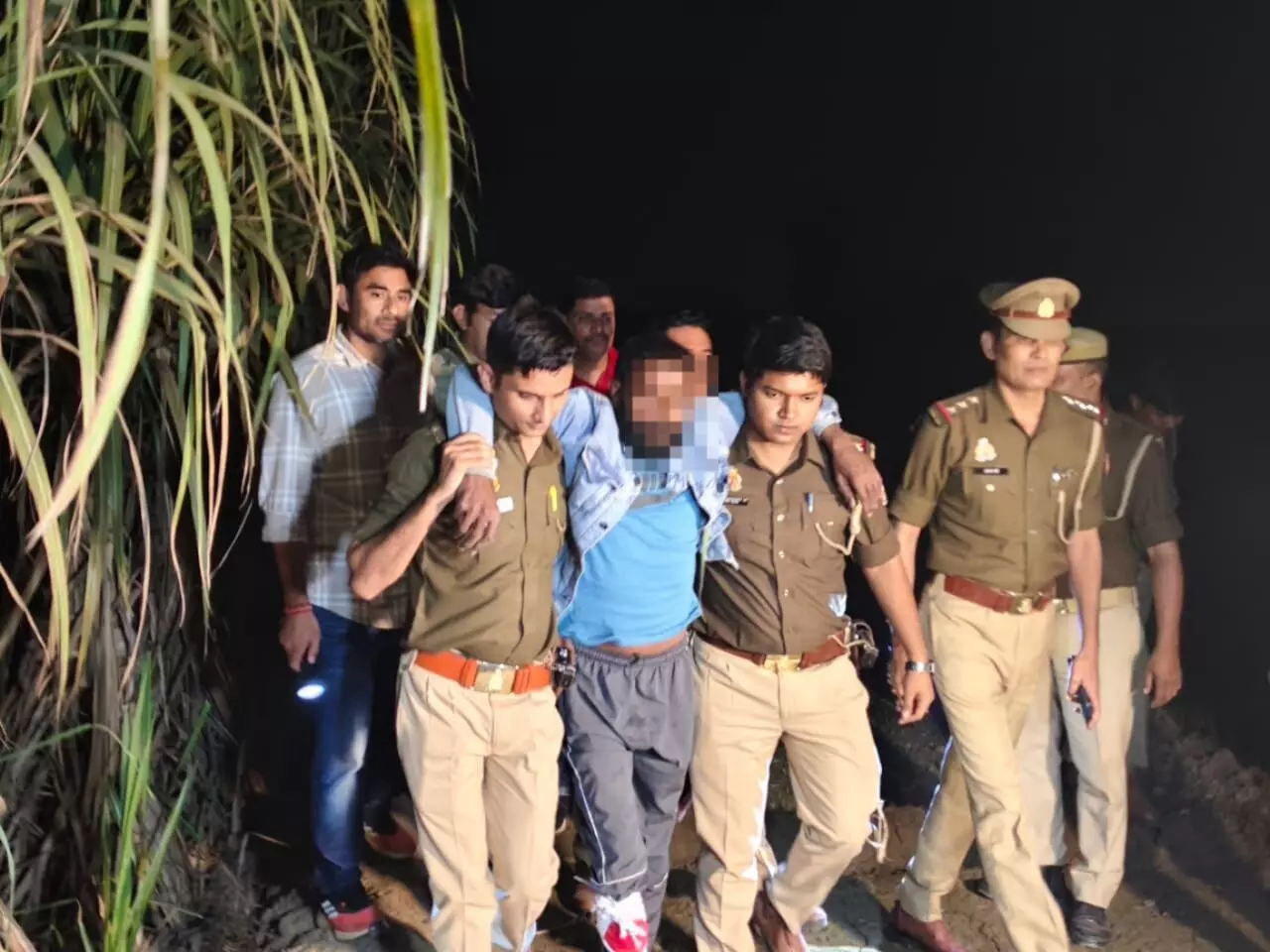 मुठभेड़ में बावरिया गैंग का बदमाश गिरफ्तार- पैर में लगी गोली मुठभेड़ में बावरिया गैंग का बदमाश गिरफ्तार- पैर में लगी गोली