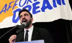 ममदानी बने न्यूयॉर्क सिटी के पहले भारतीय- अमेरिकी मुस्लिम मेयर ममदानी बने न्यूयॉर्क सिटी के पहले भारतीय- अमेरिकी मुस्लिम मेयर