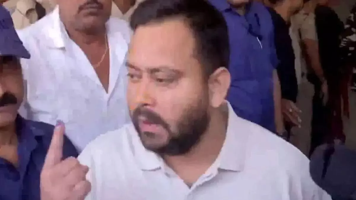 बिहार में पहले चरण की 121 सीटों पर मतदान शुरू- दिग्गजों की साख दांव पर बिहार में पहले चरण की 121 सीटों पर मतदान शुरू- दिग्गजों की साख दांव पर