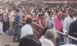 हनुमान गढ़ी के पास धमाके से हलचल- स्टूडेंट ने फोड़ा बम- बढाई सुरक्षा हनुमान गढ़ी के पास धमाके से हलचल- स्टूडेंट ने फोड़ा बम- बढाई सुरक्षा