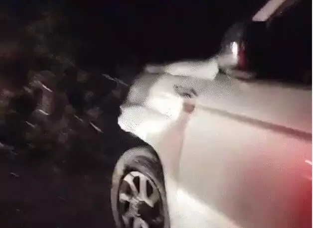 मौत बनकर दौड़ी दरोगा की कार-रौंद दिए कई बाइक सवार- टीचर की मौत मौत बनकर दौड़ी दरोगा की कार-रौंद दिए कई बाइक सवार- टीचर की मौत