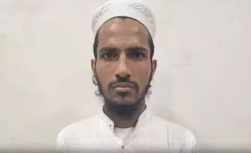 ATS का छापा- ISIS से जुड़े 3 आतंकी गिरफ्तार- देश में कई जगह अटैक.. ATS का छापा- ISIS से जुड़े 3 आतंकी गिरफ्तार- देश में कई जगह अटैक..