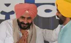 ढूंढती रह गई पुलिस- रेप का आरोपी आप विधायक भाग गया विदेश ढूंढती रह गई पुलिस- रेप का आरोपी आप विधायक भाग गया विदेश