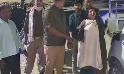 मां से नाराज युवती ने नदी में लगाई छलांग- गोताखोरों ने सुरक्षित निकाला मां से नाराज युवती ने नदी में लगाई छलांग- गोताखोरों ने सुरक्षित निकाला