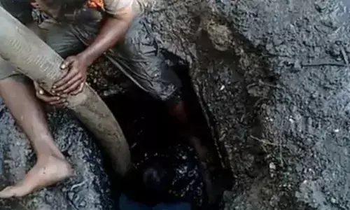 सेप्टिक टैंक की सफाई करने उतरे मजदूर की मौत- दूसरा सीरियस