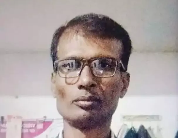 तेज रफ्तार डंपर ने पीछे से बाइक में मारी टक्कर- फैक्ट्रीकर्मी की मौत