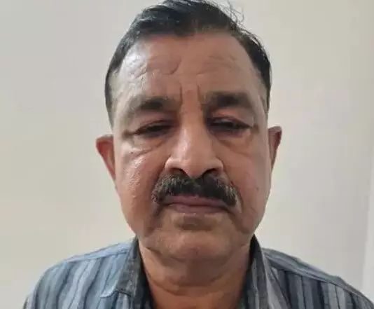 ग्राम विकास अधिकारी घूस लेता गिरफ्तार- 20000 की रिश्वत लेते विजिलेंस..