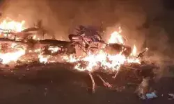 भाव को लेकर किसानों का आंदोलन हुआ हिंसक- ट्रैक्टरों में लगाई आग भाव को लेकर किसानों का आंदोलन हुआ हिंसक- ट्रैक्टरों में लगाई आग