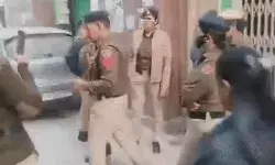 शुरू हुआ मस्जिदों का ऑपरेशन सर्चिंग- इमामों से की जा रही पूछताछ शुरू हुआ मस्जिदों का ऑपरेशन सर्चिंग- इमामों से की जा रही पूछताछ